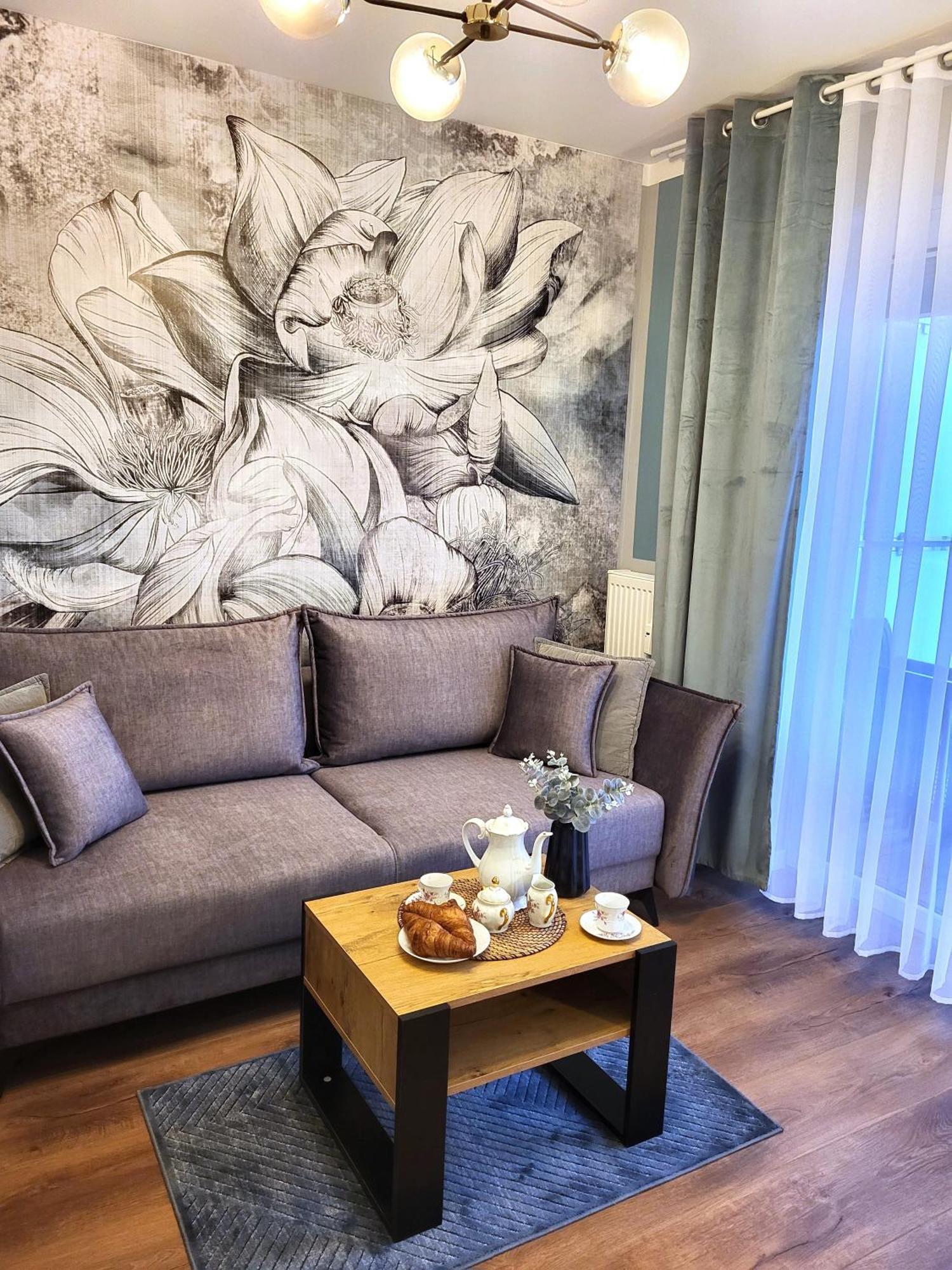 Miodowy Dom Exspanse Apartament 2 Lub 3 Pokoje Z Tarasem I Parkingiem Kołobrzeg Esterno foto
