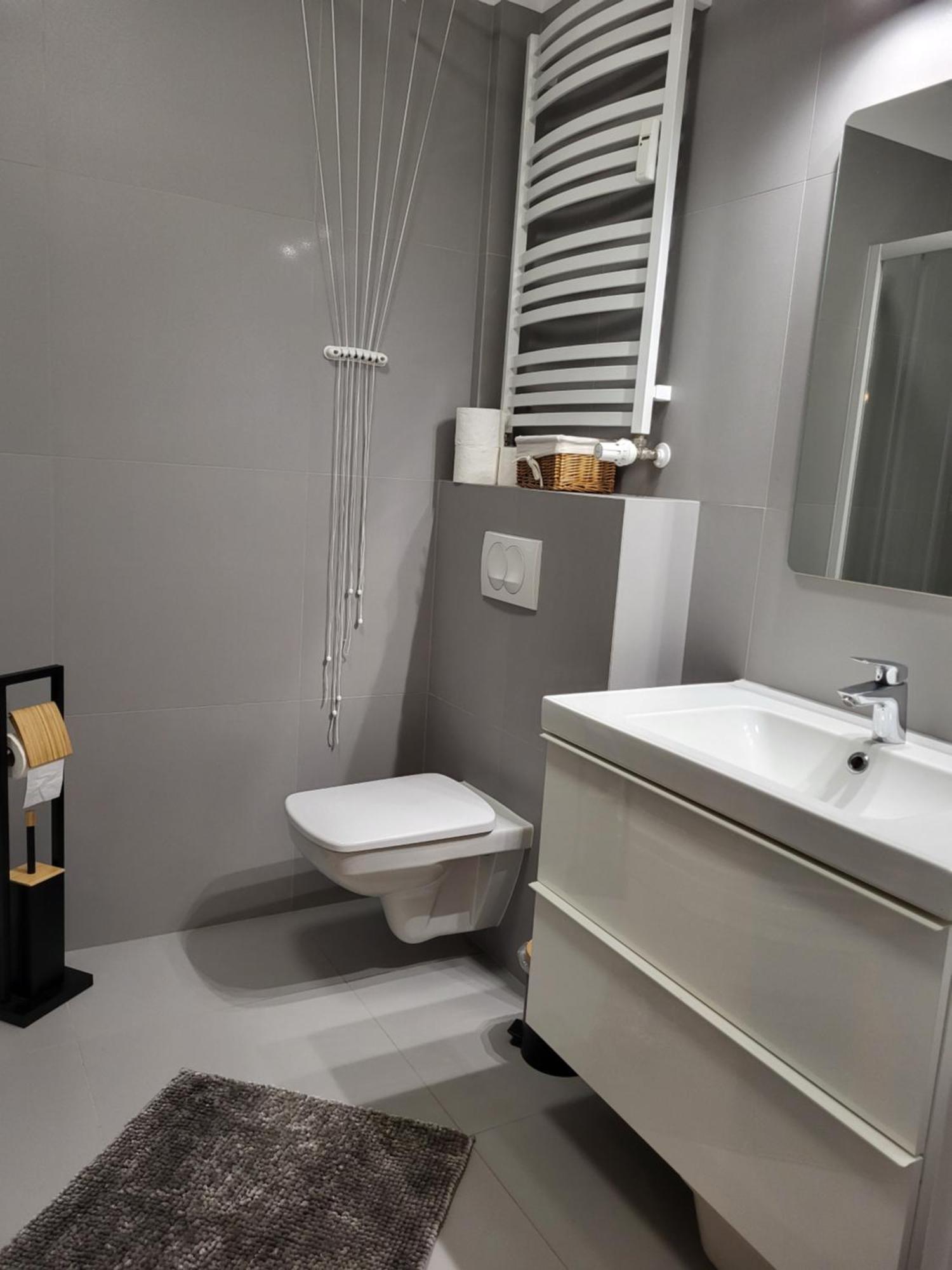 Miodowy Dom Exspanse Apartament 2 Lub 3 Pokoje Z Tarasem I Parkingiem Kołobrzeg Esterno foto